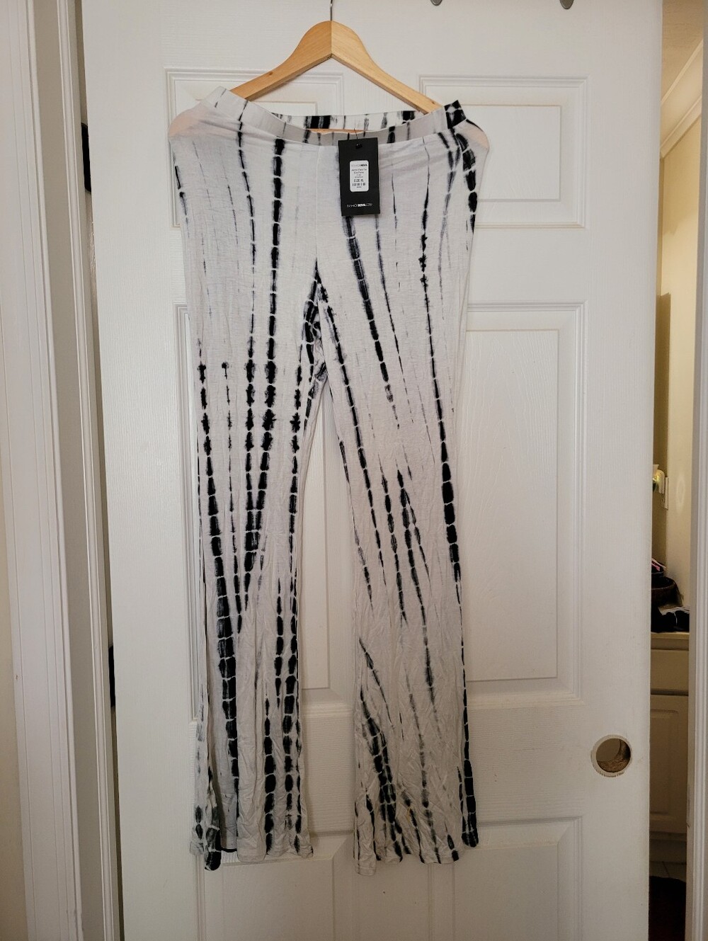 Fashion Nova Black and White Tie-Dye Wide Leg Pants